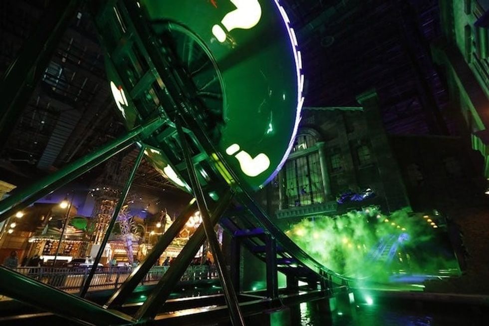 Warner Bros World abu dhabi gotham city