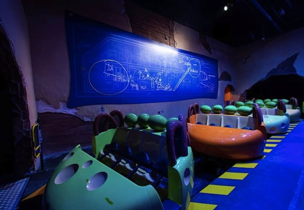 Warner-Bros-World-Abu-Dhabi-Zamperla-Tom-and-Jerry-Swiss-Cheese-Spin