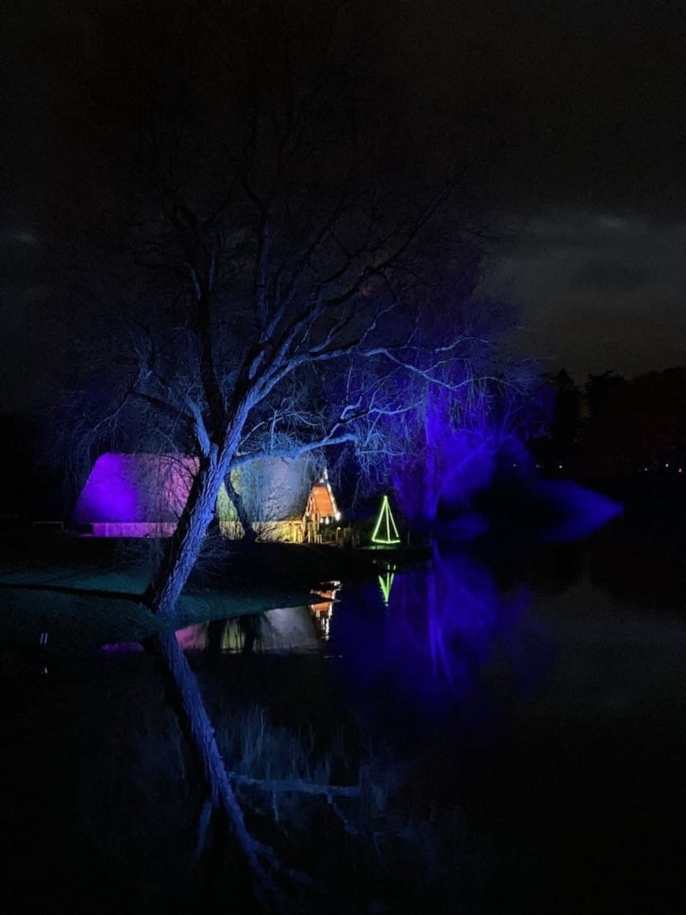 Warwick Castle light show THEME3