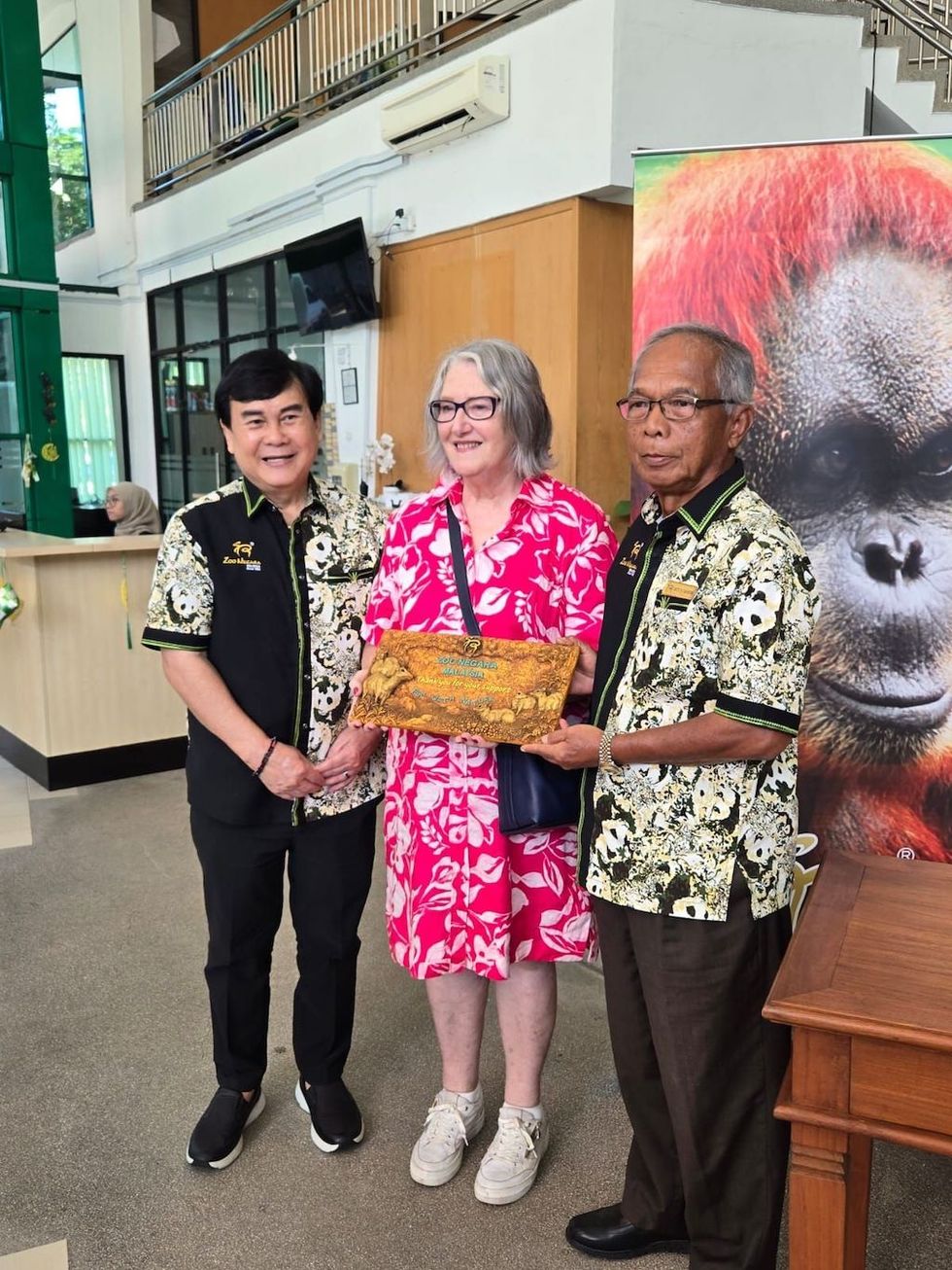 WAZA President Karen Fifield visiting WAZA member Zoo Negara in Malaysia in April 2025 © WAZA