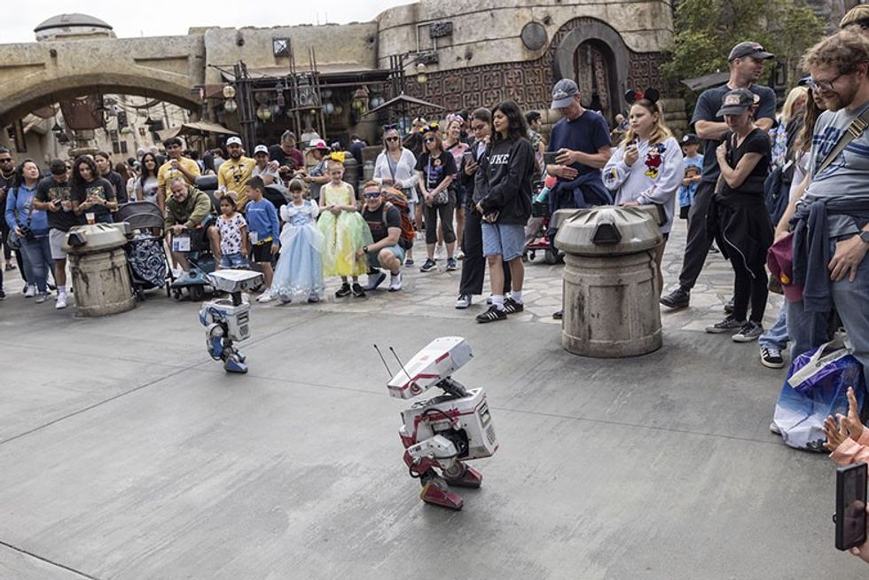 WDI Bipedal Robotic Character Design and Control - blooloop innovation awards 2024