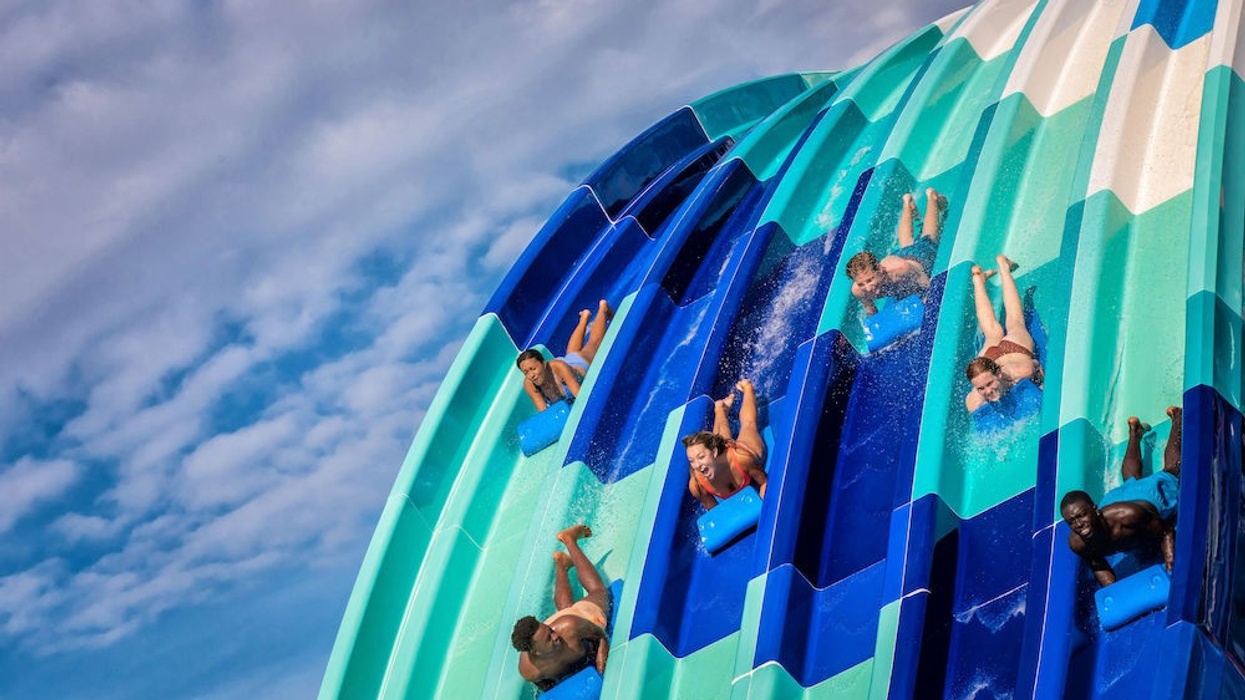 WhiteWater Island H2O