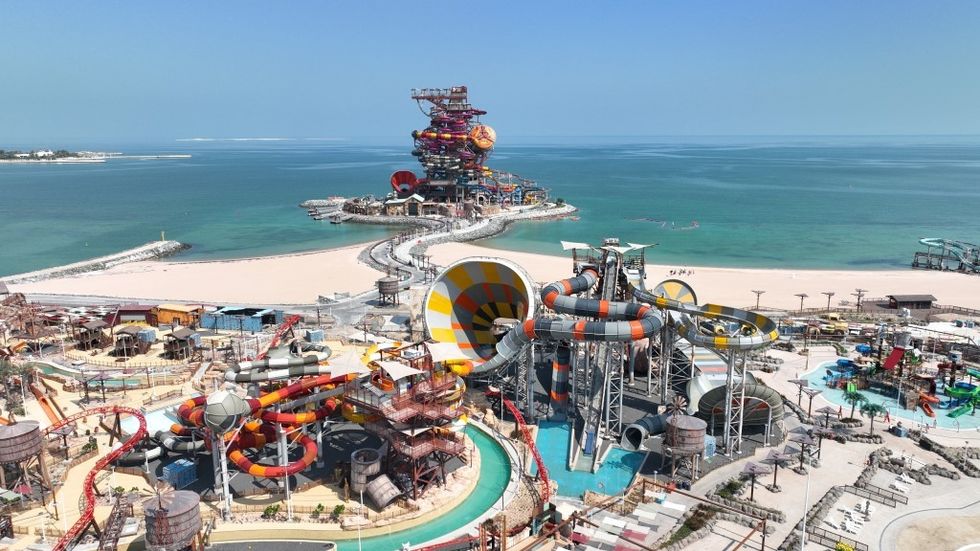 WhiteWater Meryal overview with Icon Tower water park design 2025