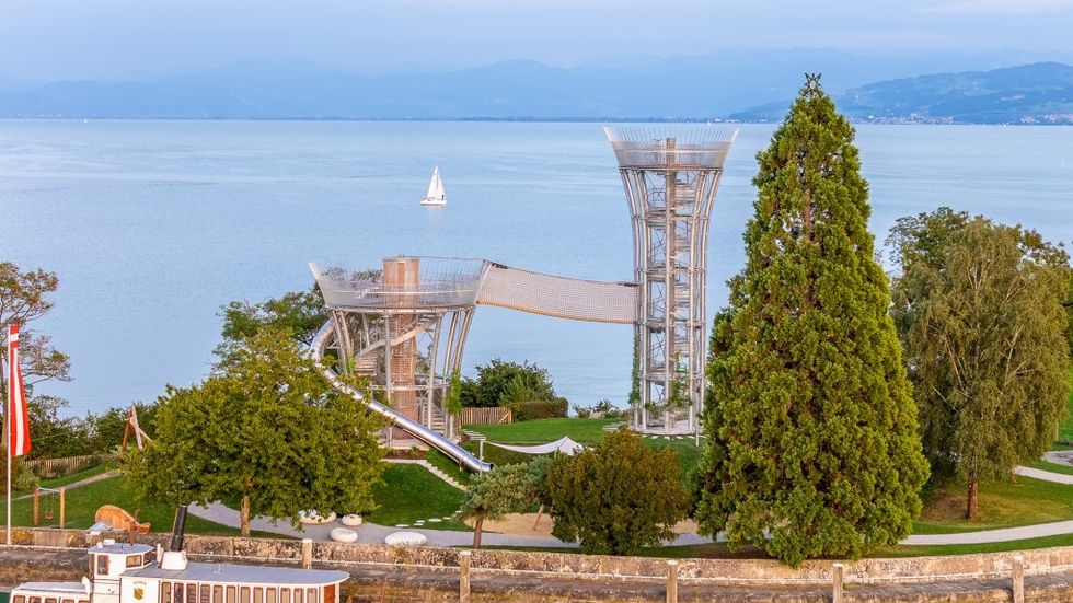 Wiegand crafts towers for new Romanshorn harbour