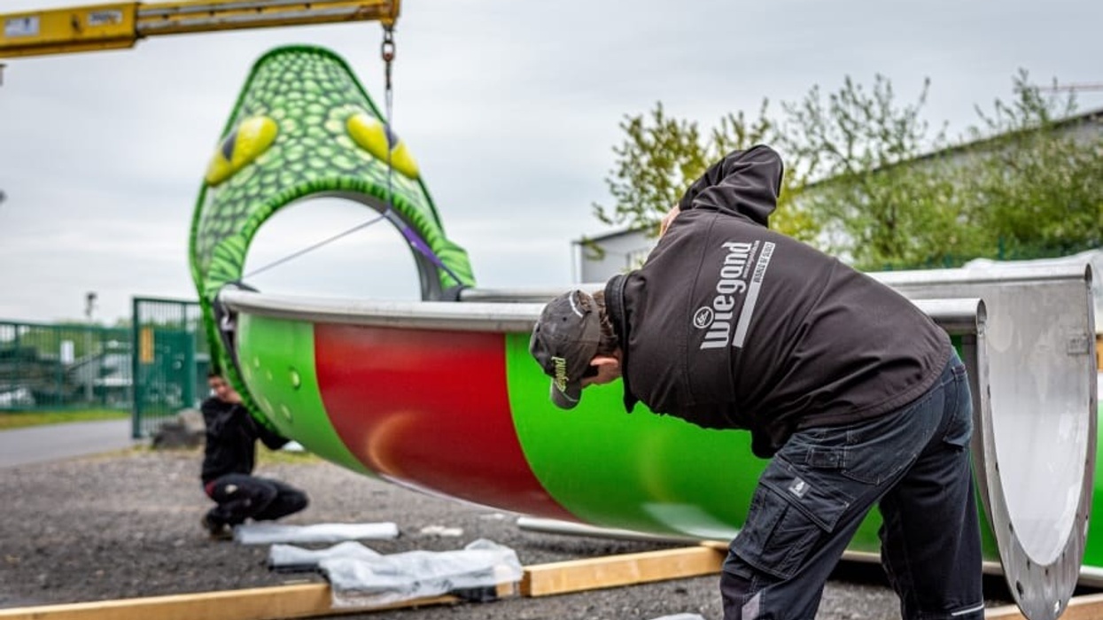 Wiegand Schlangenkopf Wasserrutsche Waterslide