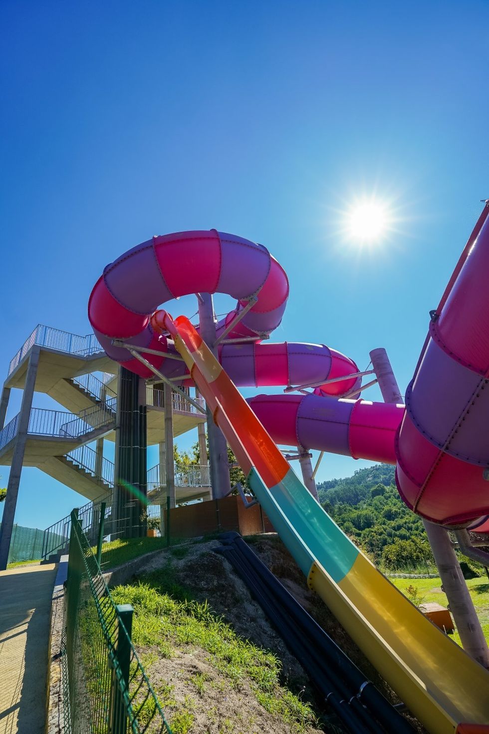 wiegand.waterrides Monster Lotus slide freefall