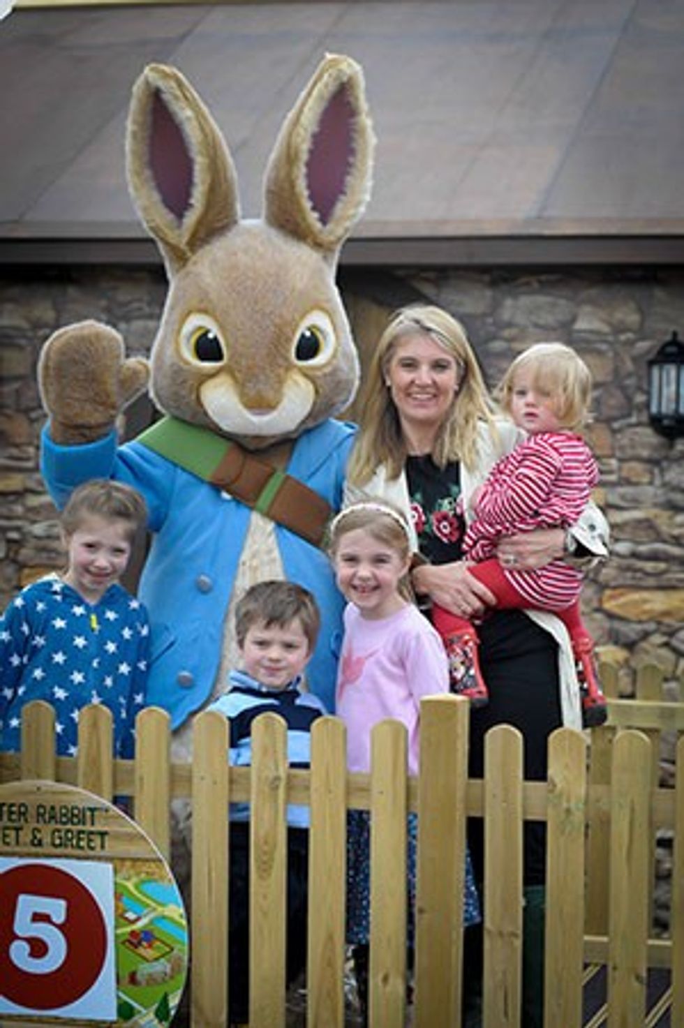 willow activity farm PeterRabbit-family