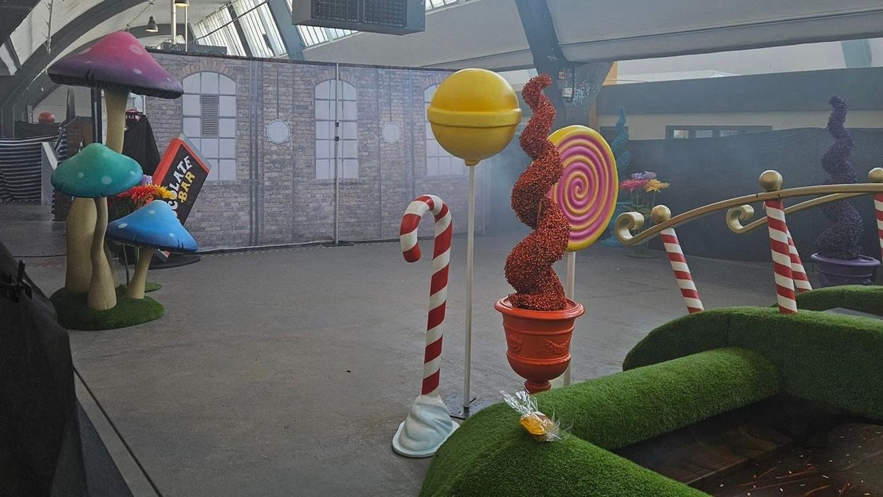 willy wonka experience glasgow