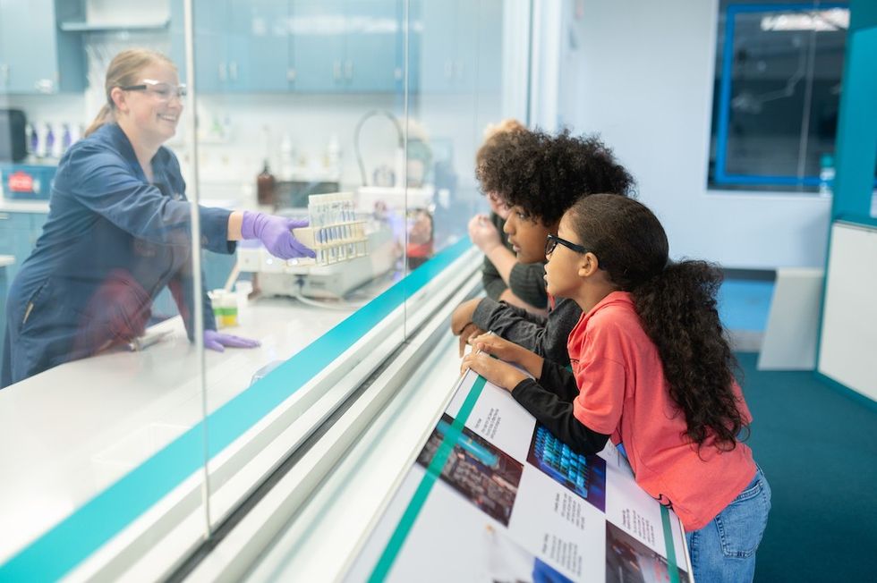Windows into Conservation at Virginia Aquarium
