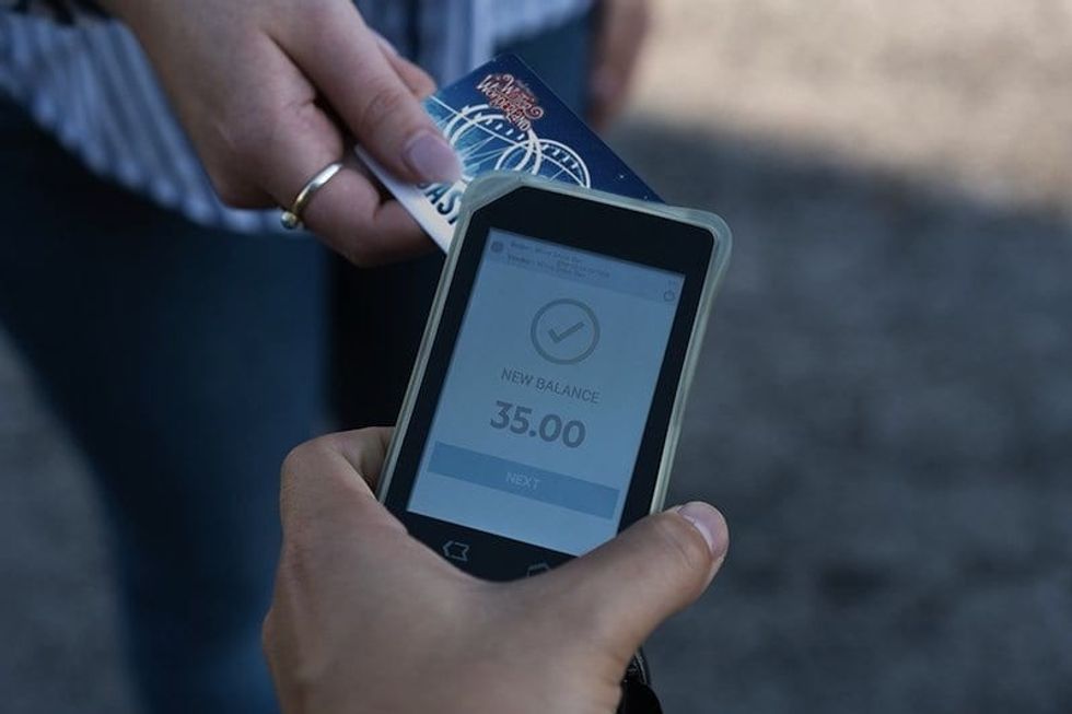 Winter Wonderland Coaster Pass scanning