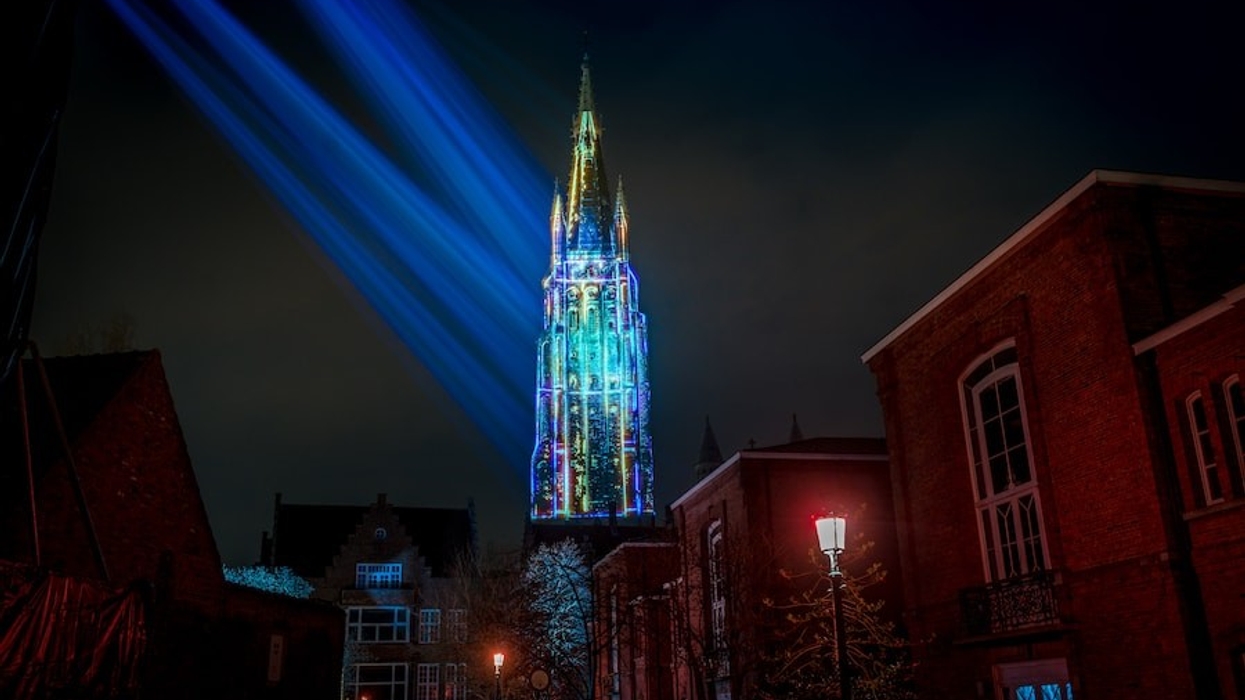 WinterGlow trail Bruges cathedral