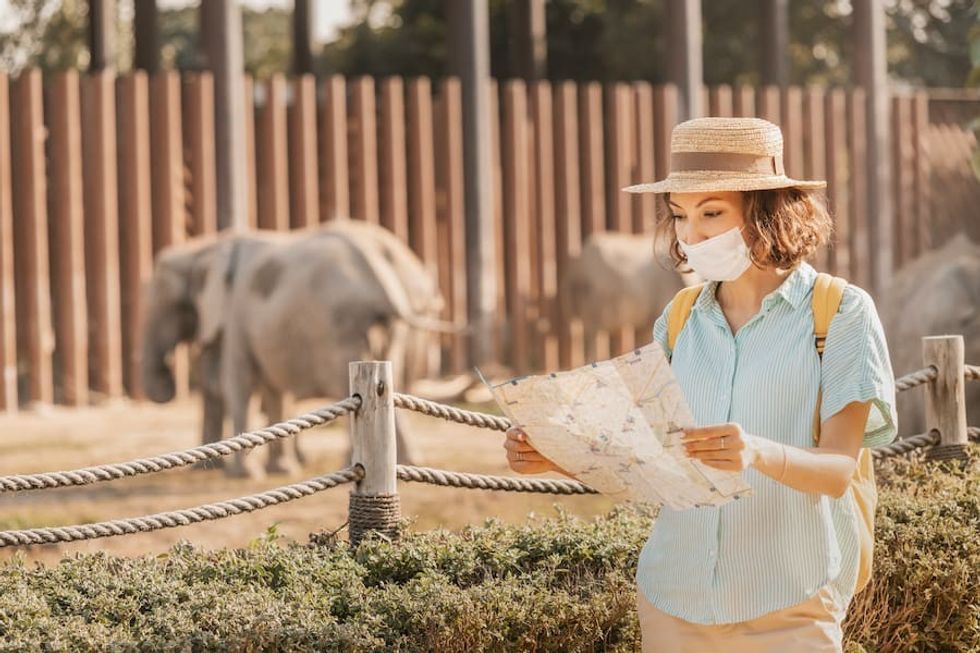woman-in-mask-at-zoo