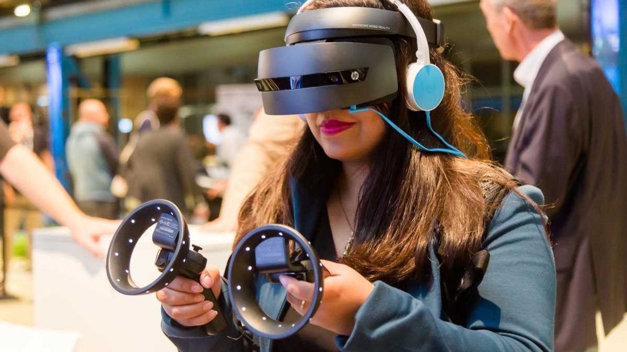 woman tries VR Days experience