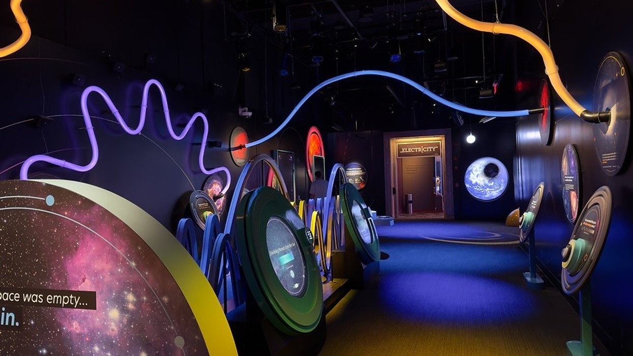wondrous space planet exhibit - beaudry interactive