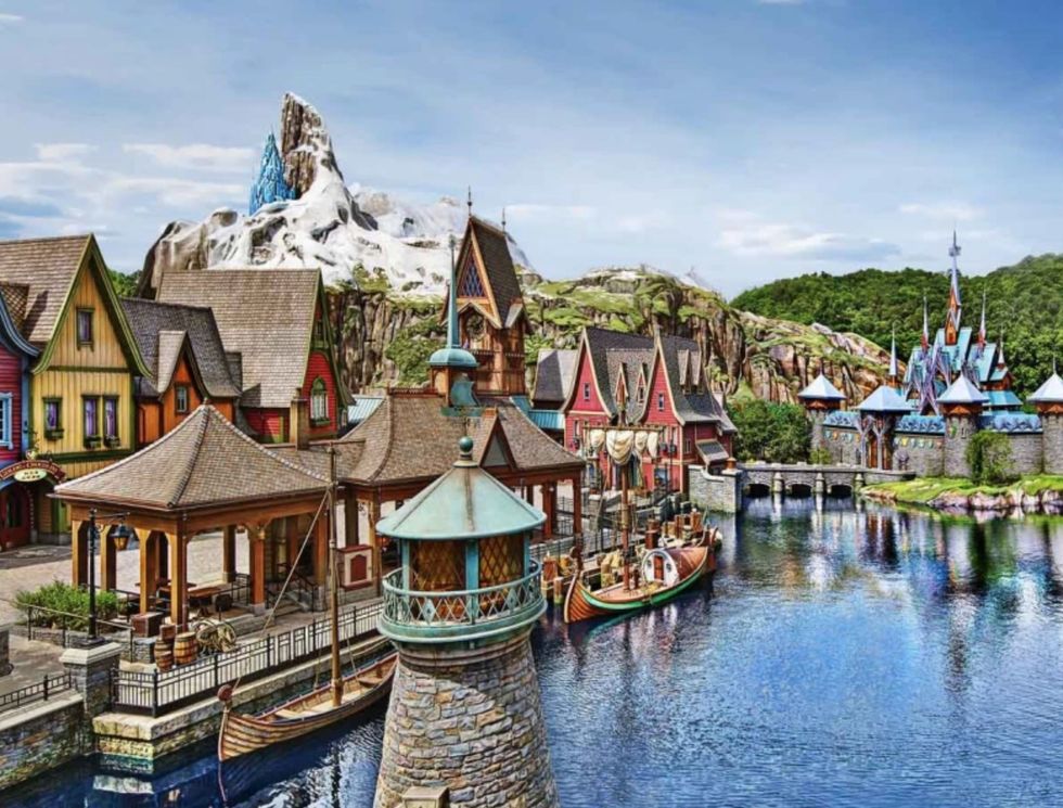 world of frozen hong kong disneyland