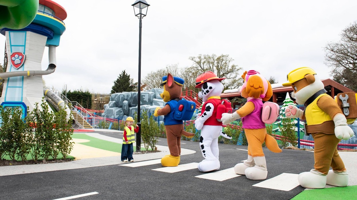 world of paw patrol chessington