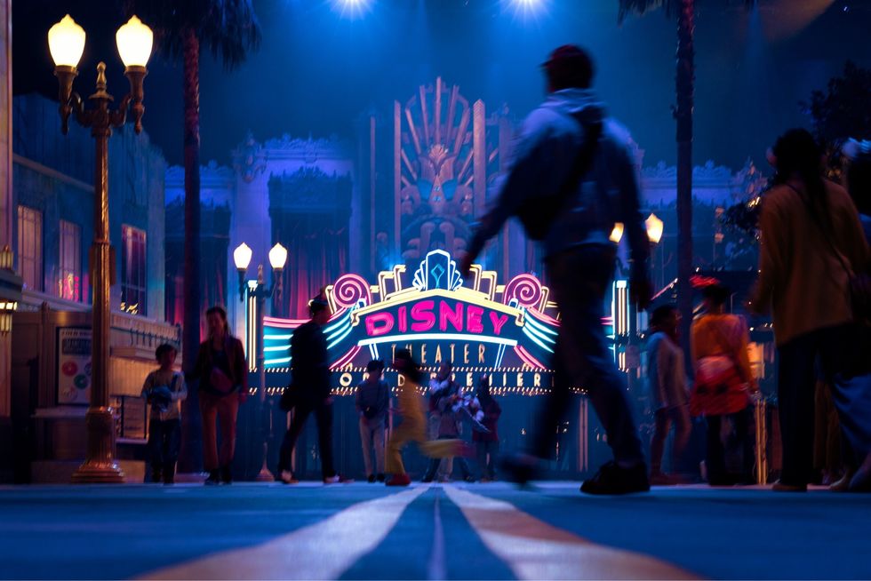 world premiere disneyland paris