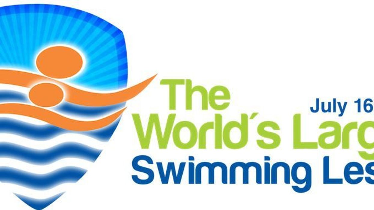 World's largest swimming lesson