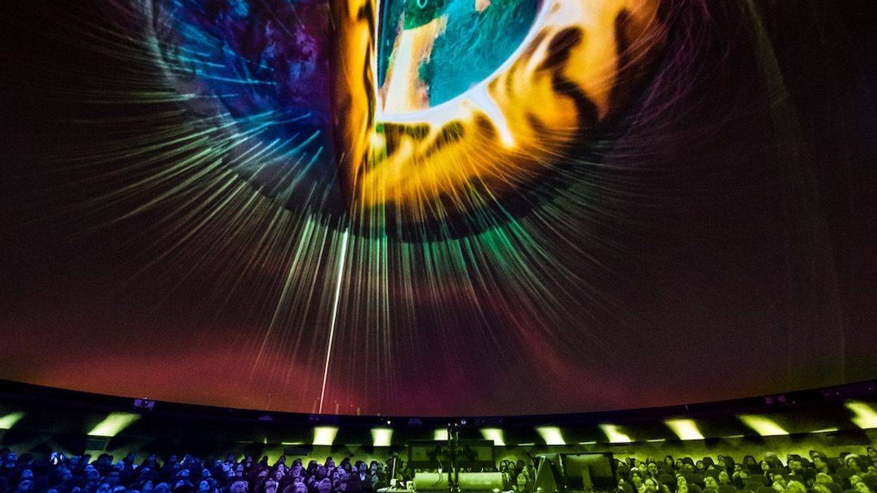 Worlds Beyond Earth planetarium show