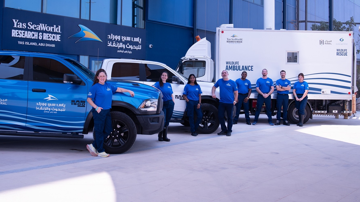 yas seaworld research and rescue center ambulance
