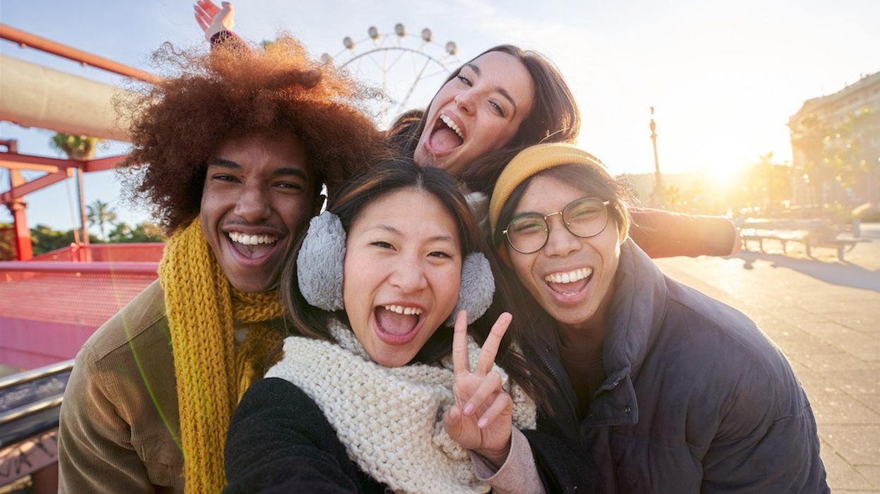 Young-people-at-amusement-park