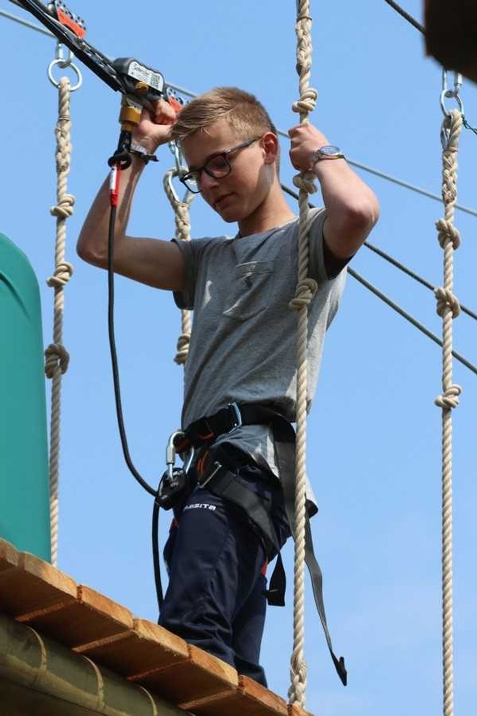 youth on aerial adventure course at De Kegel X-trem Parc in middelkerke