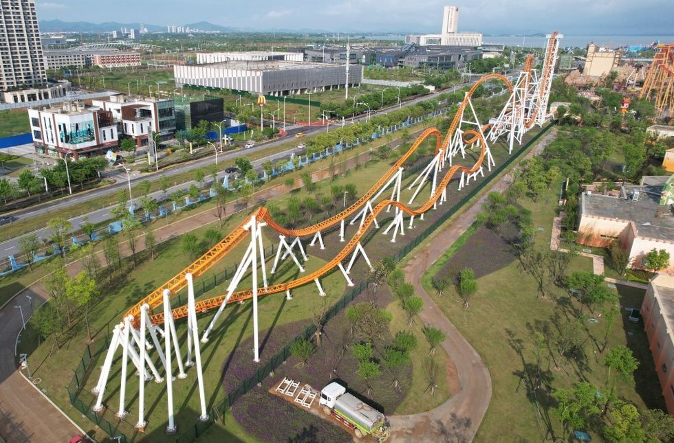 Zamperla announces launch of first Lightning lift coaster at Dinosaur Dream Factory