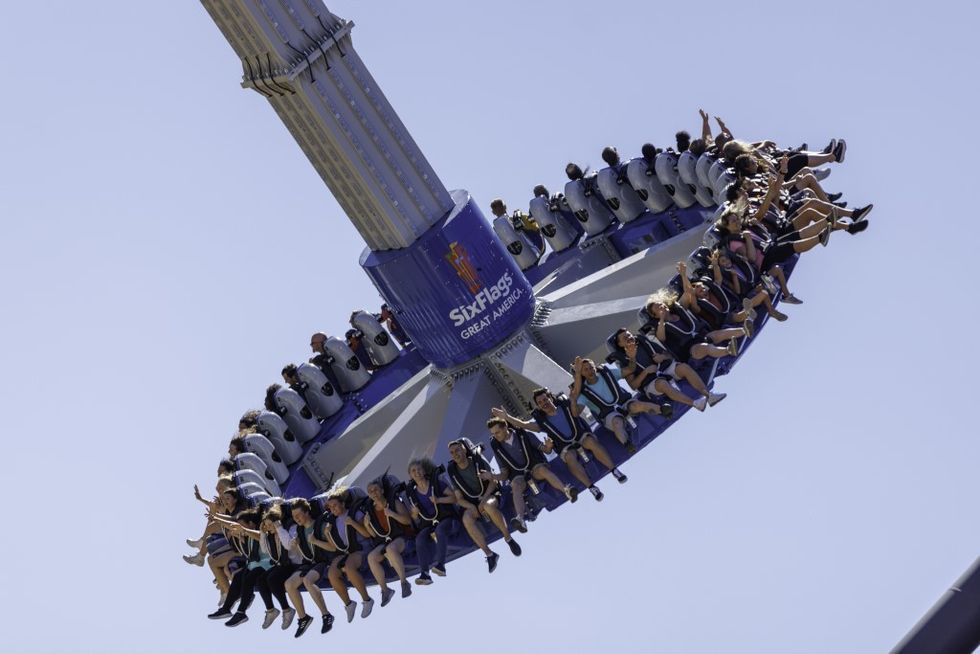 Zamperla celebrates opening of Sky Striker Discovery Giga 40