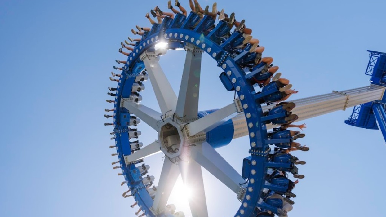 Zamperla celebrates opening of Sky Striker