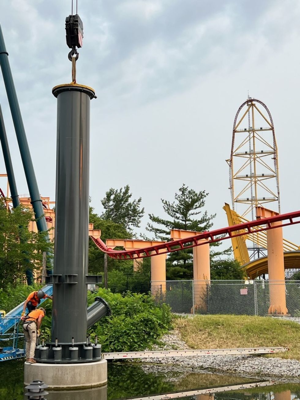 Zamperla Top Thrill 2 build