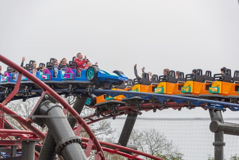 ZIERER Minifigure Speedway Coaster Dueling Reverse Coaster