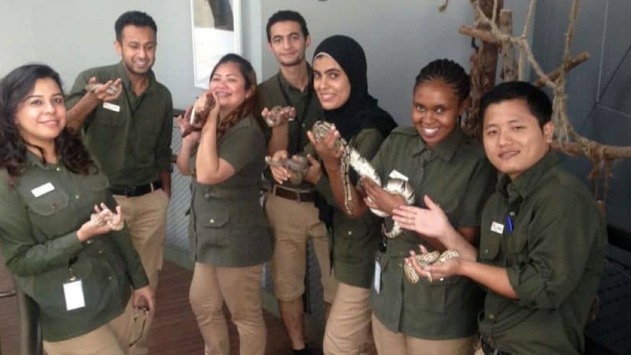 zoOceanarium certified animal handlers