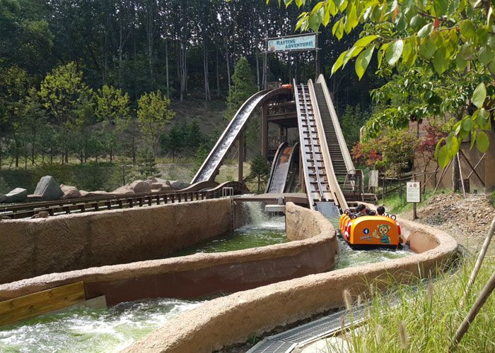 thunder falls everland resort korea