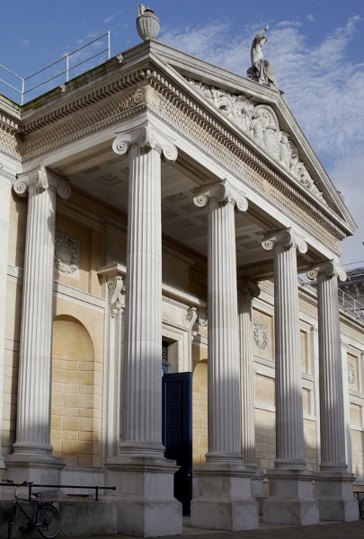 ashmolean-museum-front