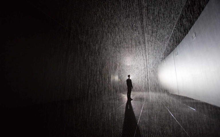 Artist warns of health risks as fake Rain Rooms spring up across China