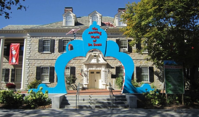 Dr Seuss Museum Arch