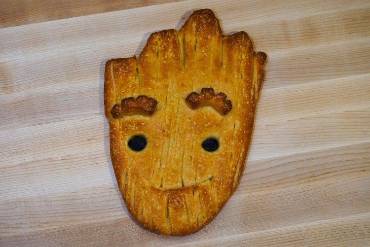 Disney Disneyland food Groot Bread