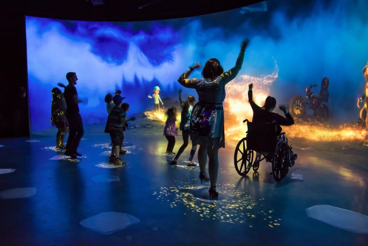 Interactive film theatre Science North, Experimentarium partner blooloop