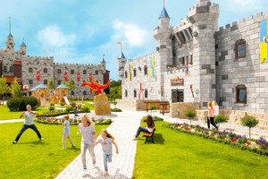 LEGOLAND Billund announced Slotshotel for 2019