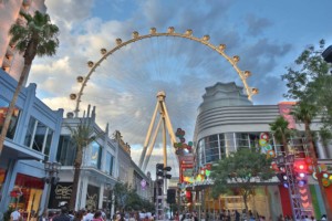 picsolve LINQ parade ceasers entertainment