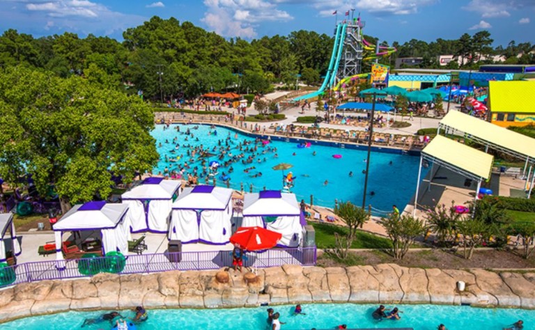 Wet 'n’ Wild SplashTown from Premier Parks