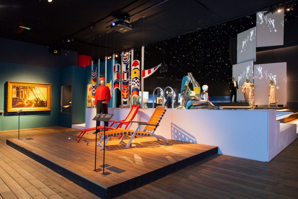 Sysco Productions audiovisual installation for the V&A's exhibition 'Ocean Liners: Speed & Style'