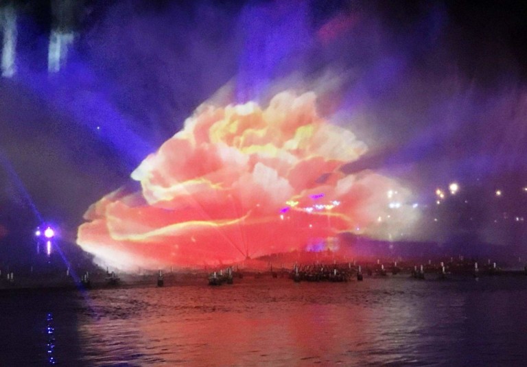 bozhou nanhu water and light dance show