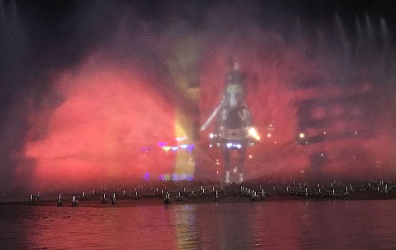 figure on horseback at nanhu light and water show