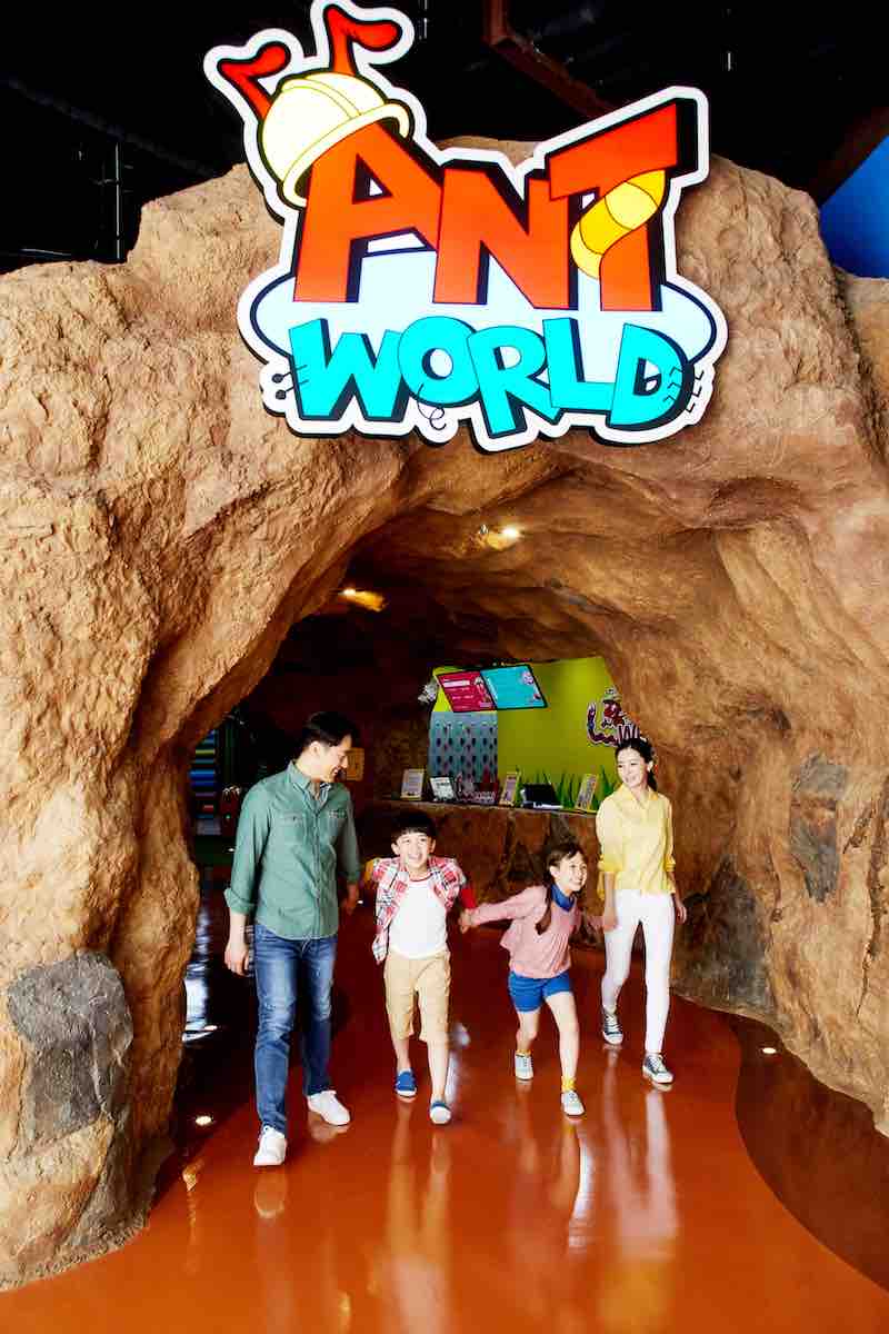 Ant World iPlayCO South Korea Vivaldi