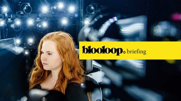 blooloop briefing attractions news facebook oculus social VR