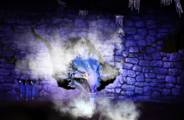 Themebuilders Ice Dragon Toverland