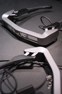 smart caption glasses