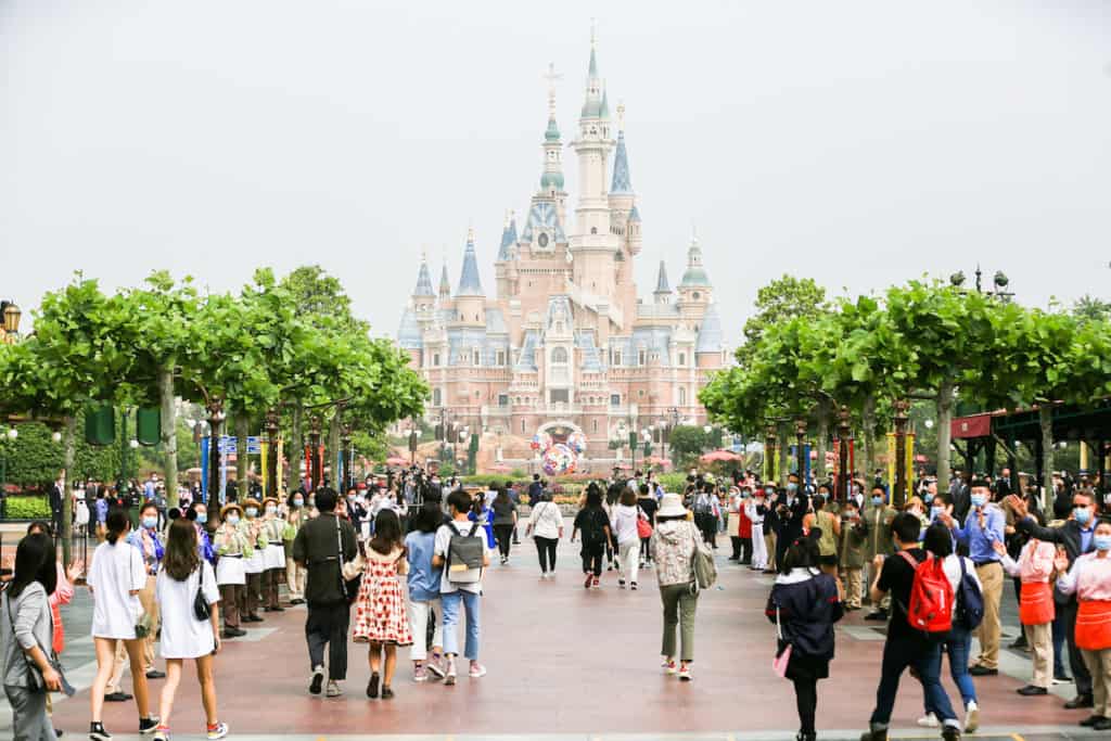 shanghai disneyland reopening