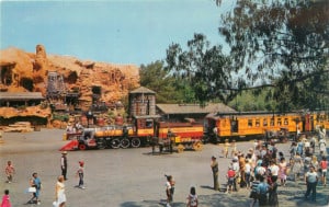 train in square Knotts Berry Farm Eddie Sotto